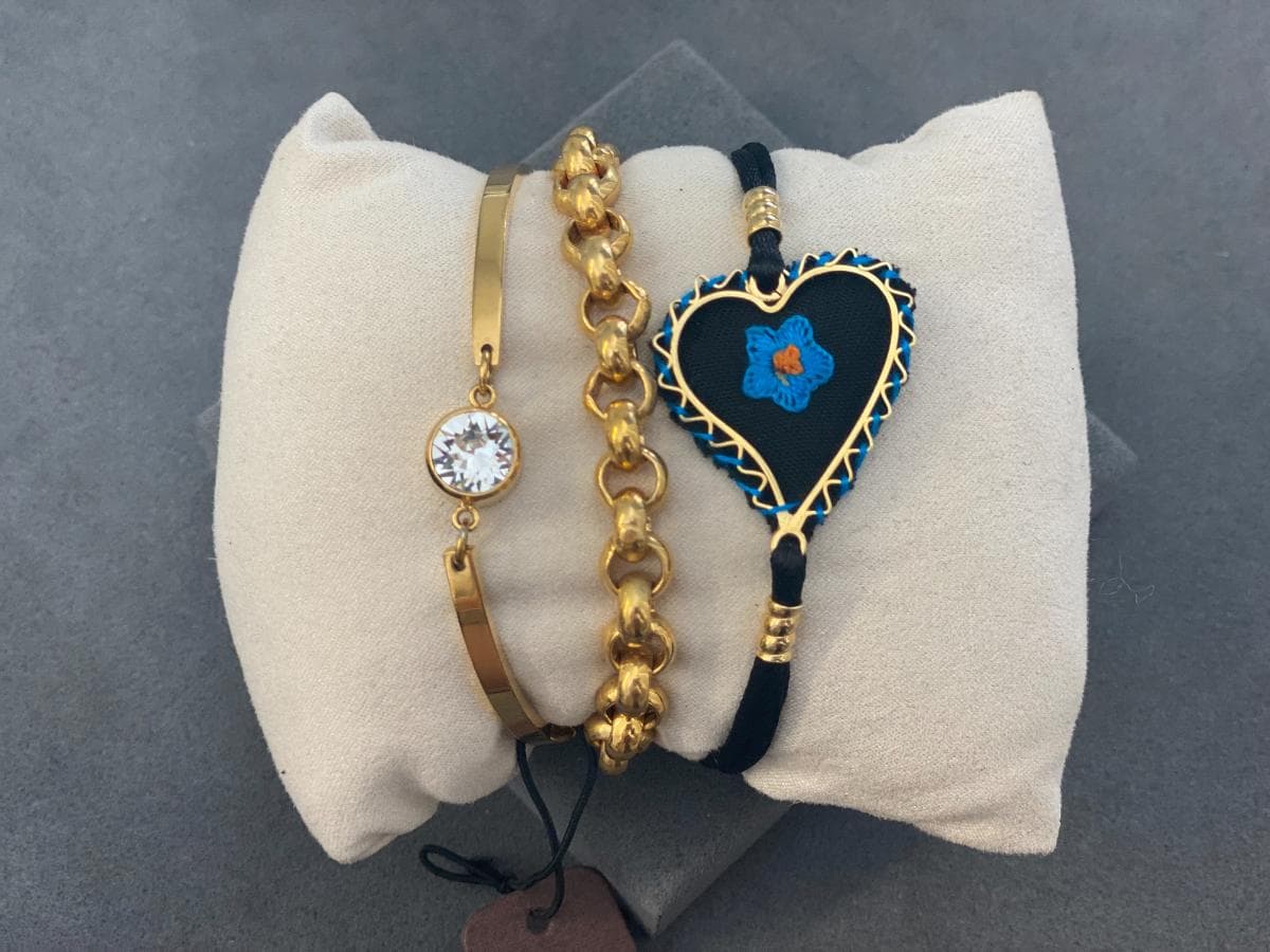 Bracelet — image 1