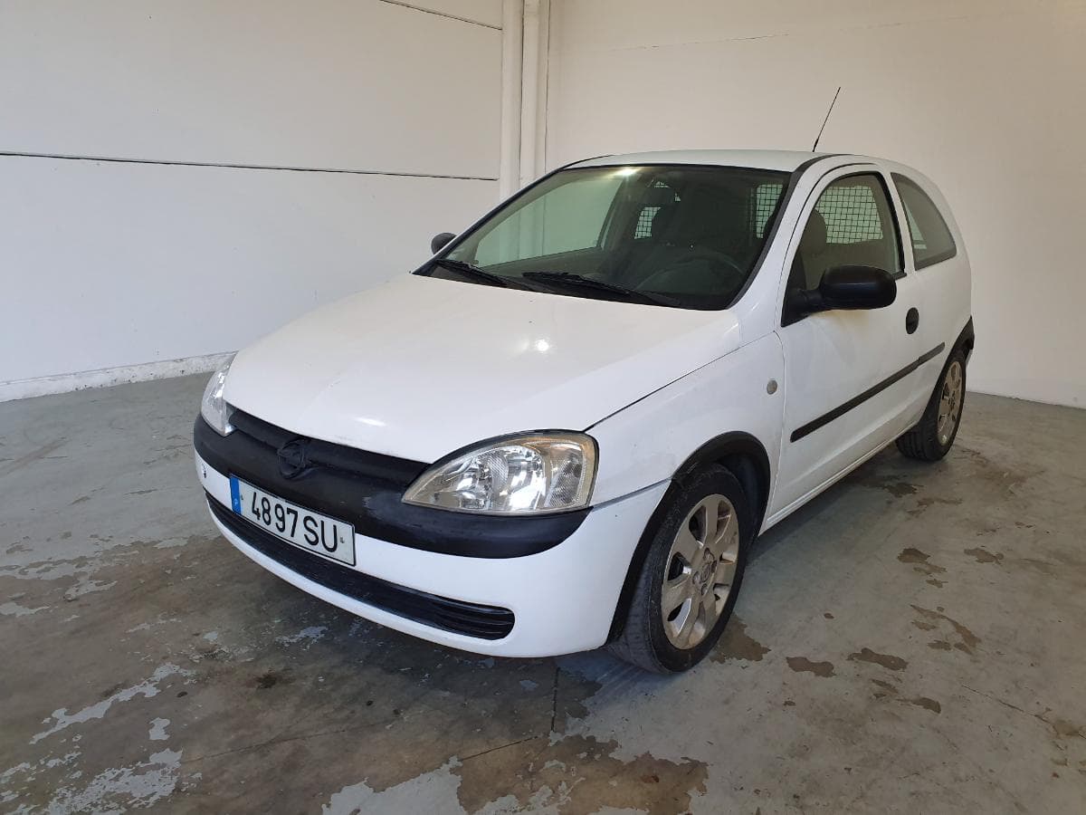 Opel Corsa C Van 1.7DI · Ano 2001 — image 2