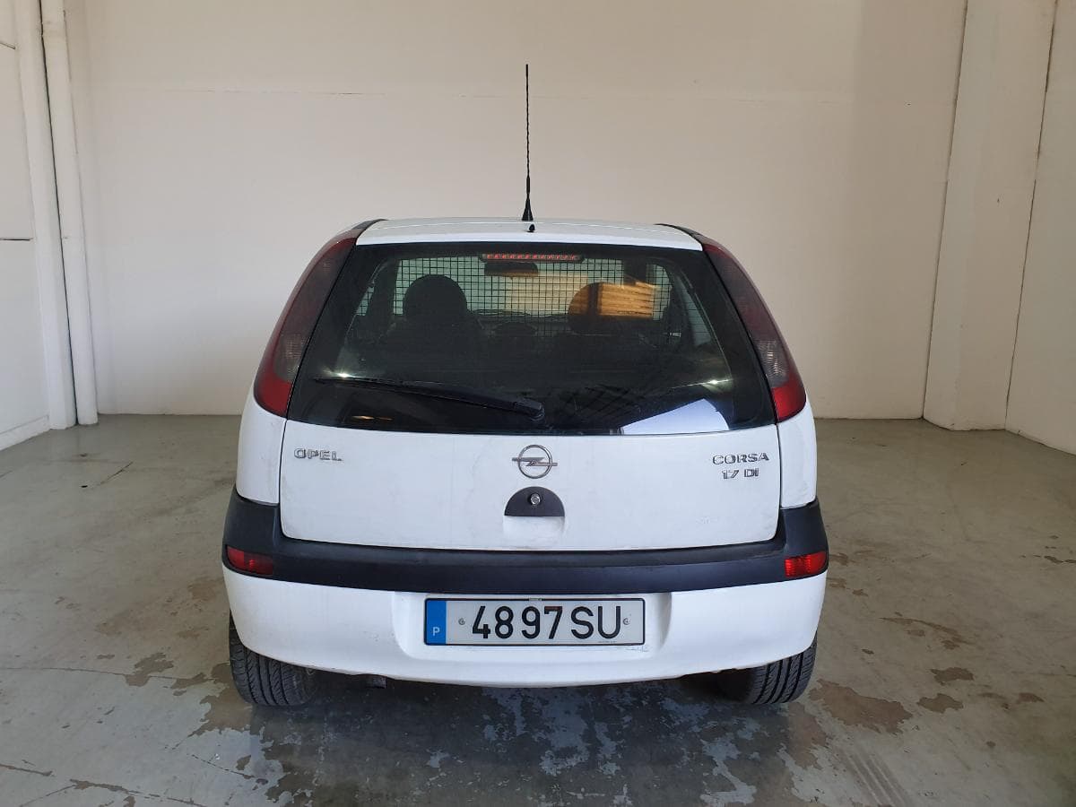 Opel Corsa C Van 1.7DI · Ano 2001 — image 5