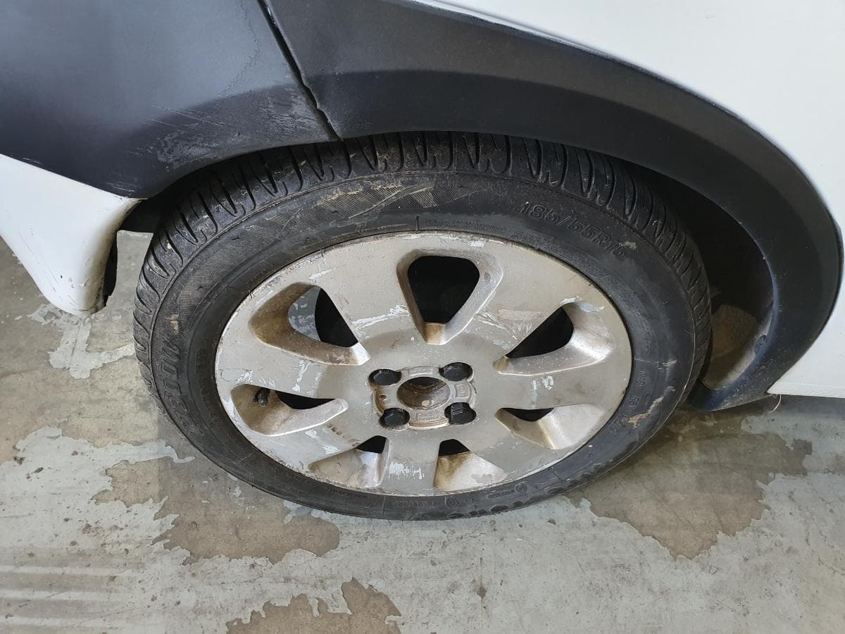 Opel Corsa C Van 1.7DI · Ano 2001 — image 32