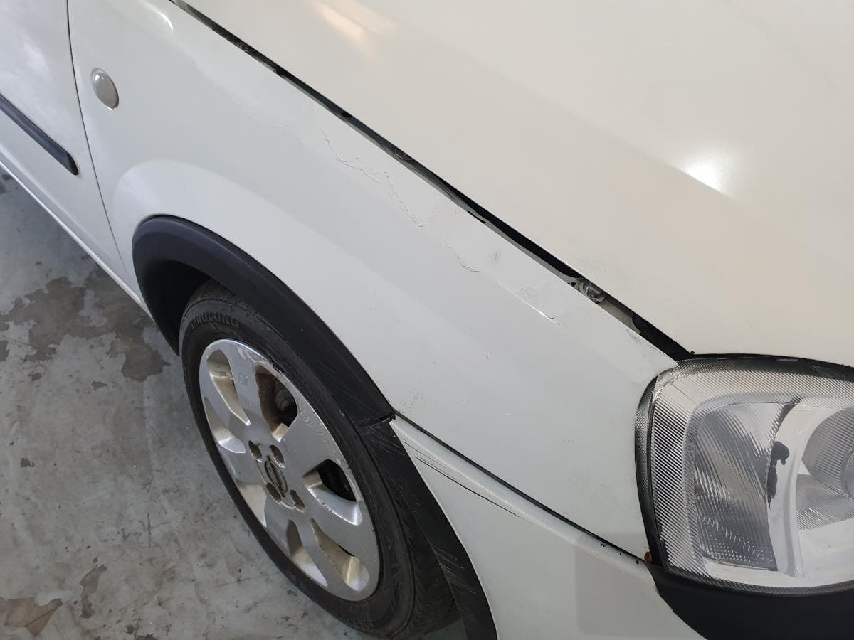 Opel Corsa C Van 1.7DI · Ano 2001 — image 33