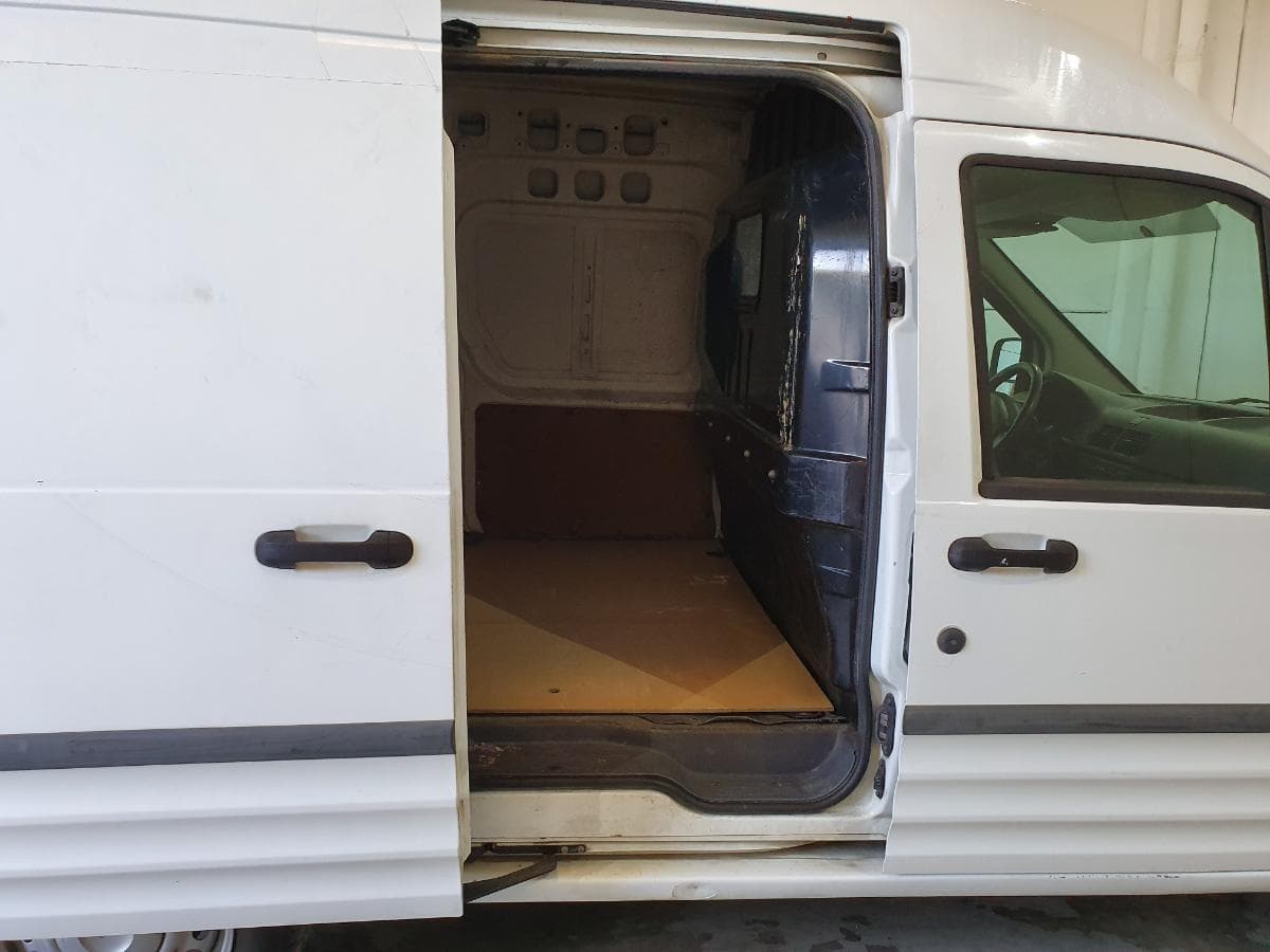 Ford Transit Connect 1.8 TDCI · Ano 2009 — imagem 8