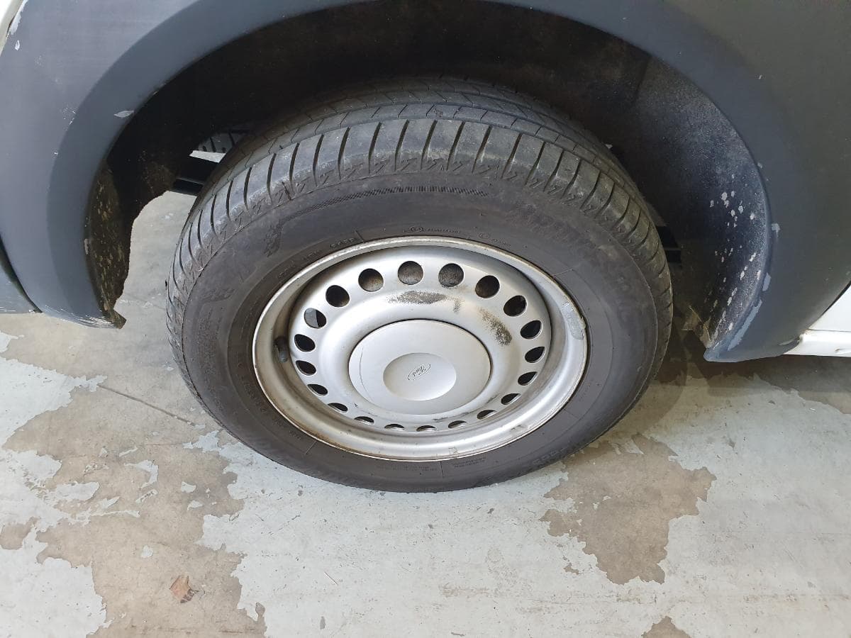 Ford Transit Connect 1.8 TDCI · Ano 2009 — imagem 34