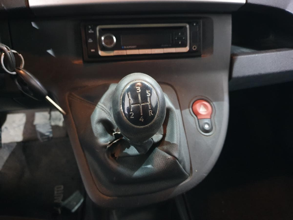 Renault Kangoo 1.5DCI · Ano 2011 — imagem 31