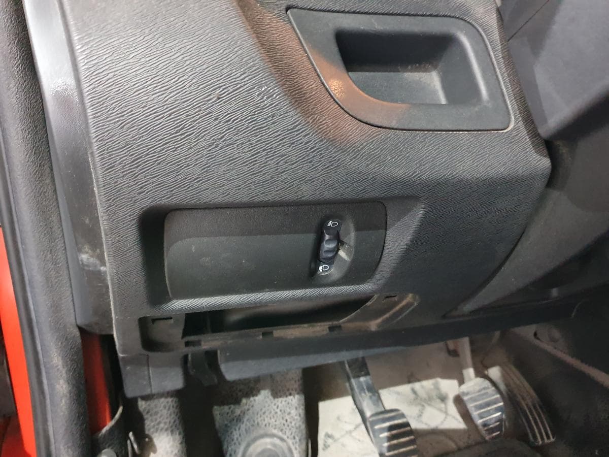 Renault Kangoo 1.5DCI · Ano 2011 — imagem 34