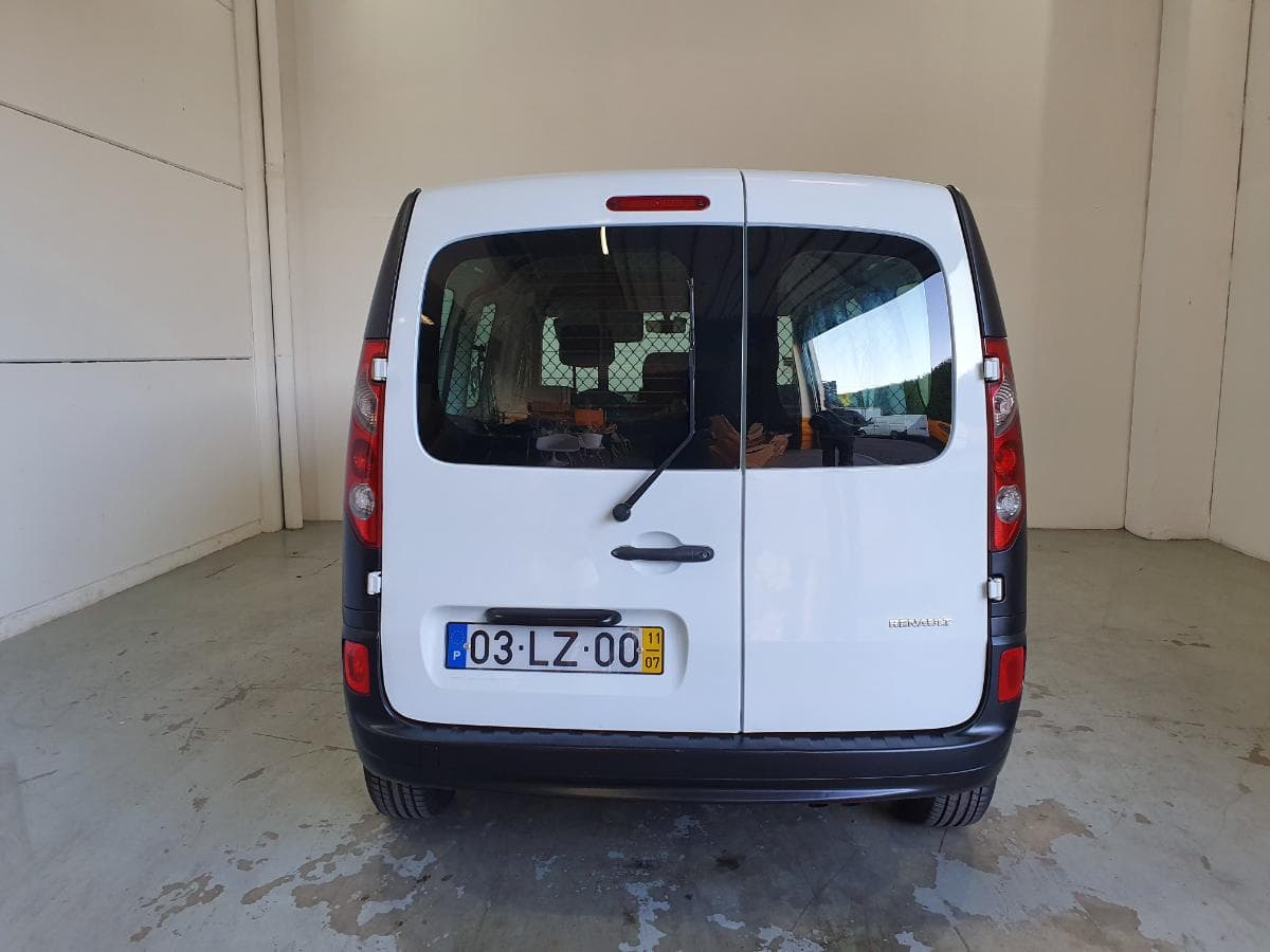 Renault kangoo 1.5 DCI · Ano 2011 — image 8