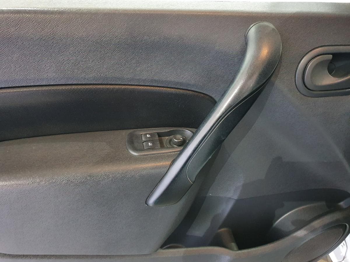 Renault kangoo 1.5 DCI · Ano 2011 — image 31