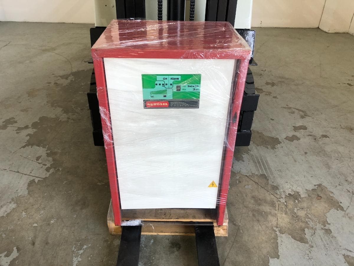 Empilhador Elétrico Fiat E25N · 2500KG — imagem 4