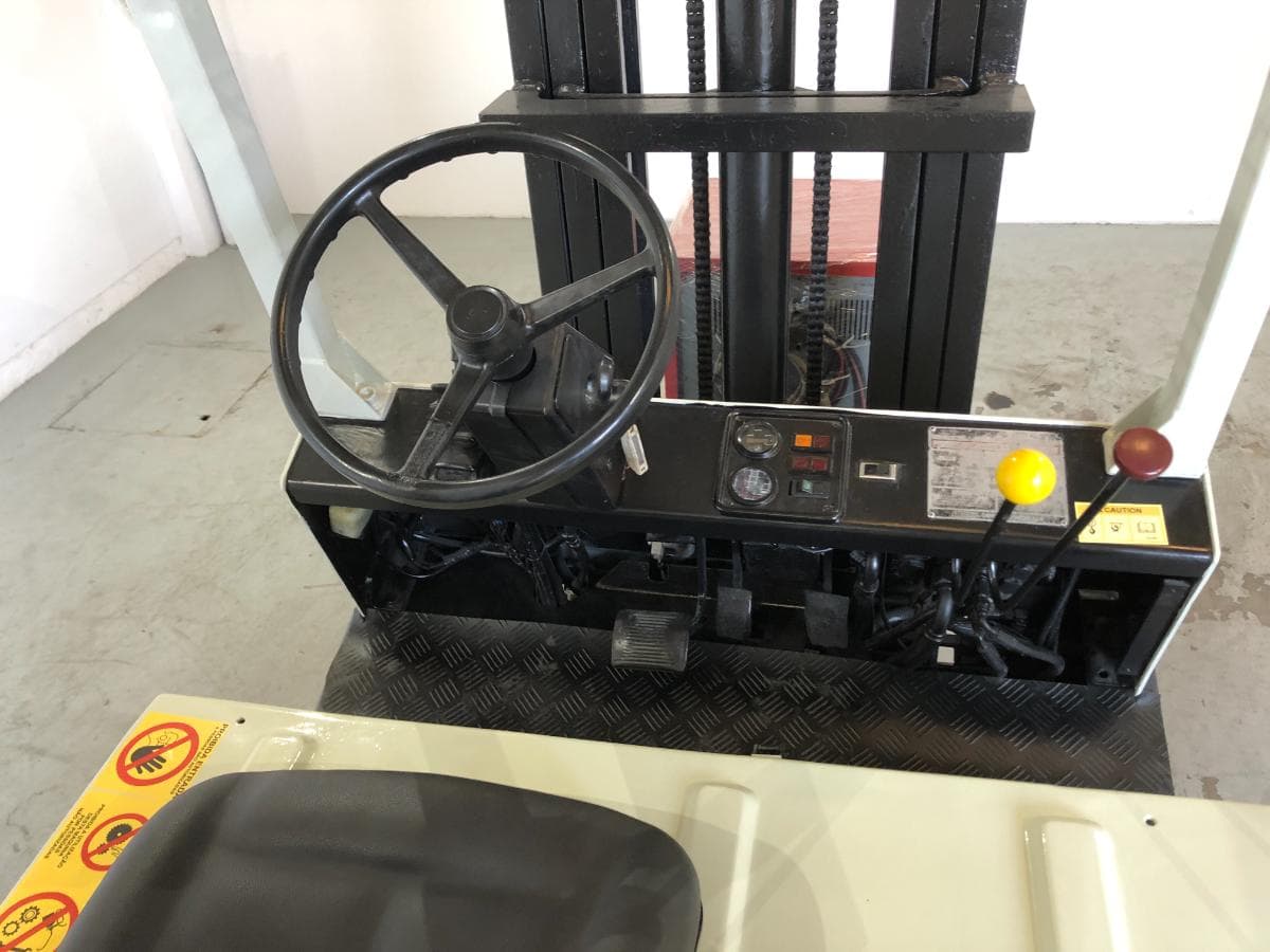 Empilhador Elétrico Fiat E25N · 2500KG — imagem 9