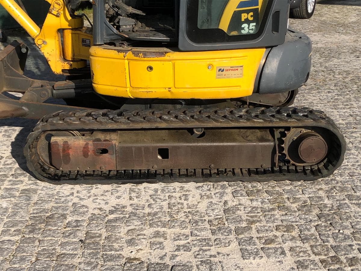 Mini Giratória Rastos Komatsu PC35MR-2 — imagem 8