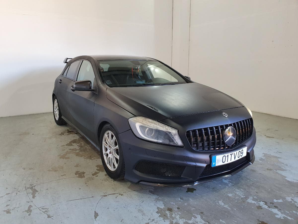 Mercedes-Benz A 180 · Année 2013 — image 2