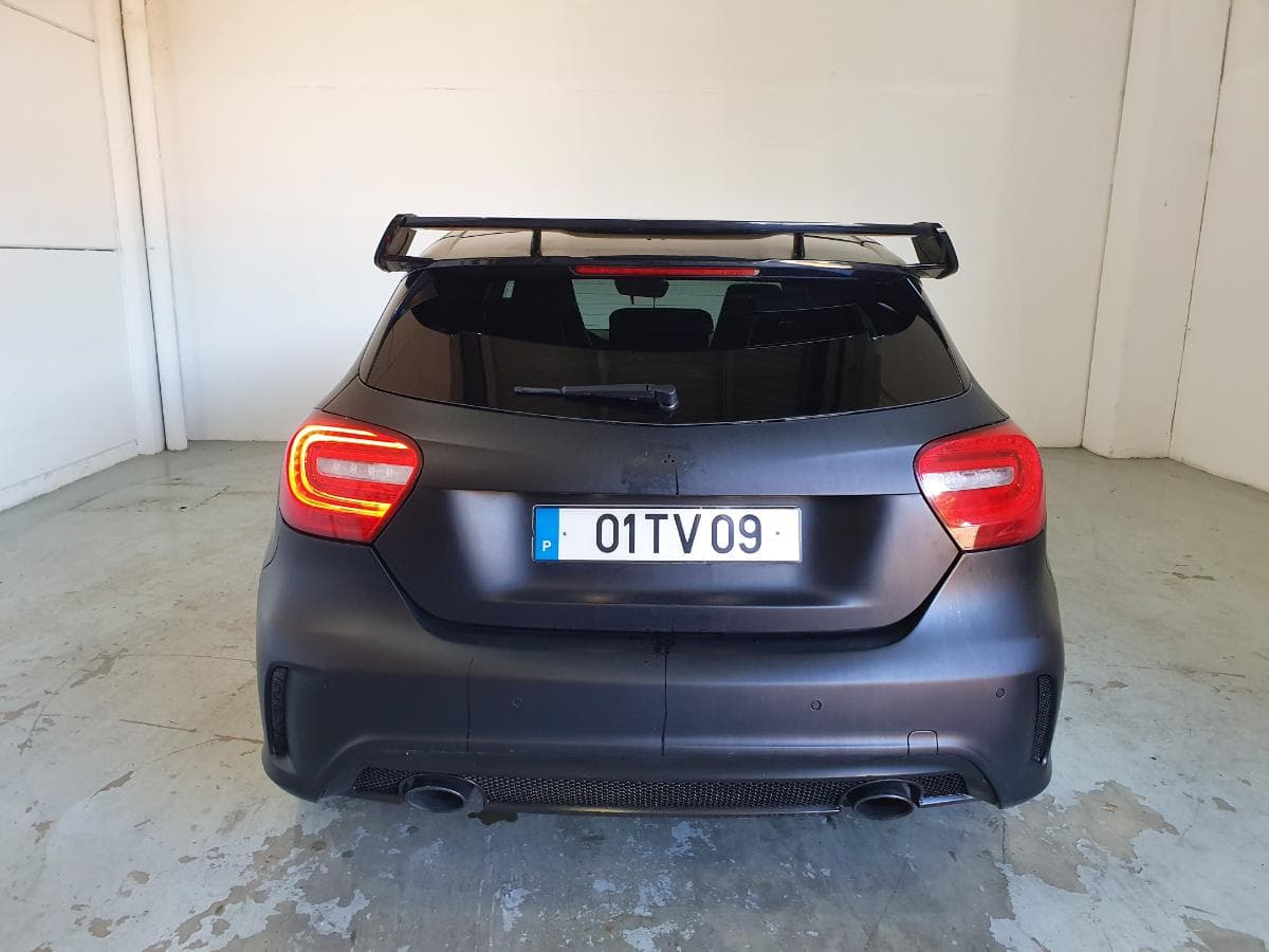 Mercedes-Benz A 180 · Année 2013 — image 10