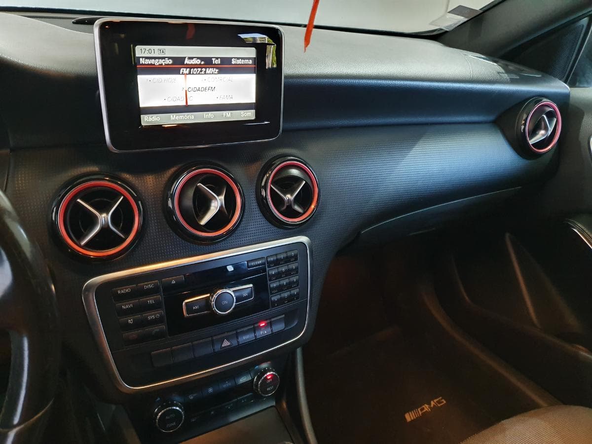 Mercedes-Benz A 180 · Année 2013 — image 34