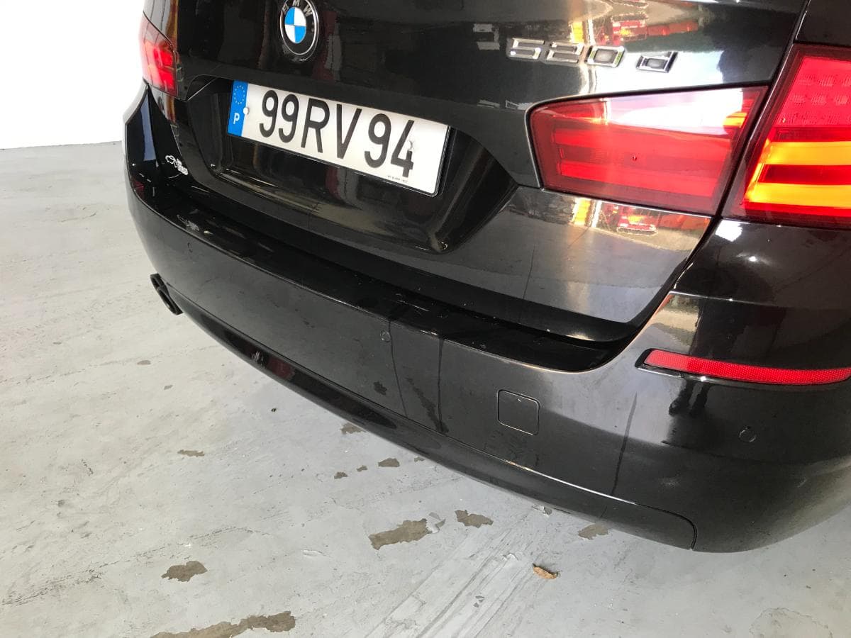 BMW 520 D Touring · Ano 2012 — imagem 8