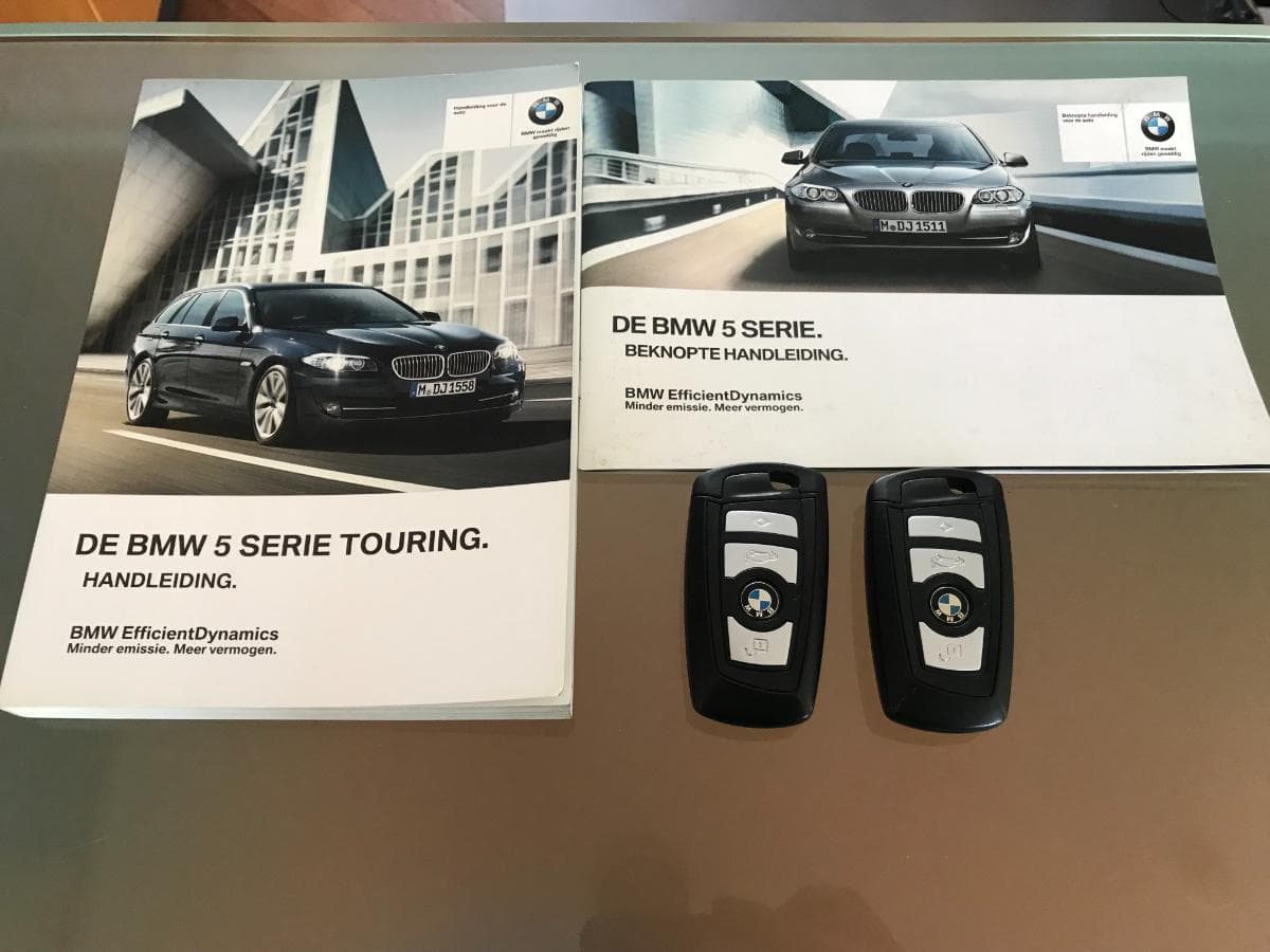 BMW 520 D Touring · Ano 2012 — imagem 43