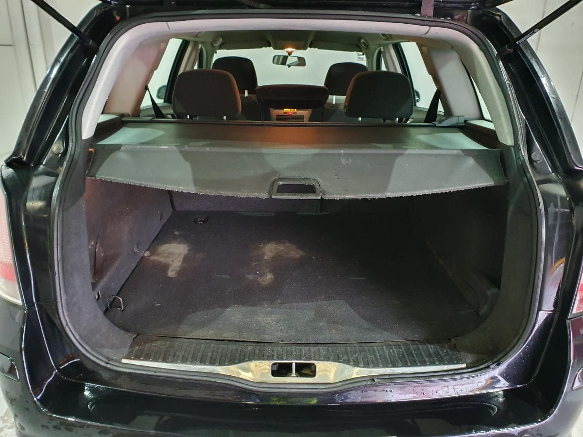Opel Astra 1.7 CDTI · Ano 2005 — imagen 6