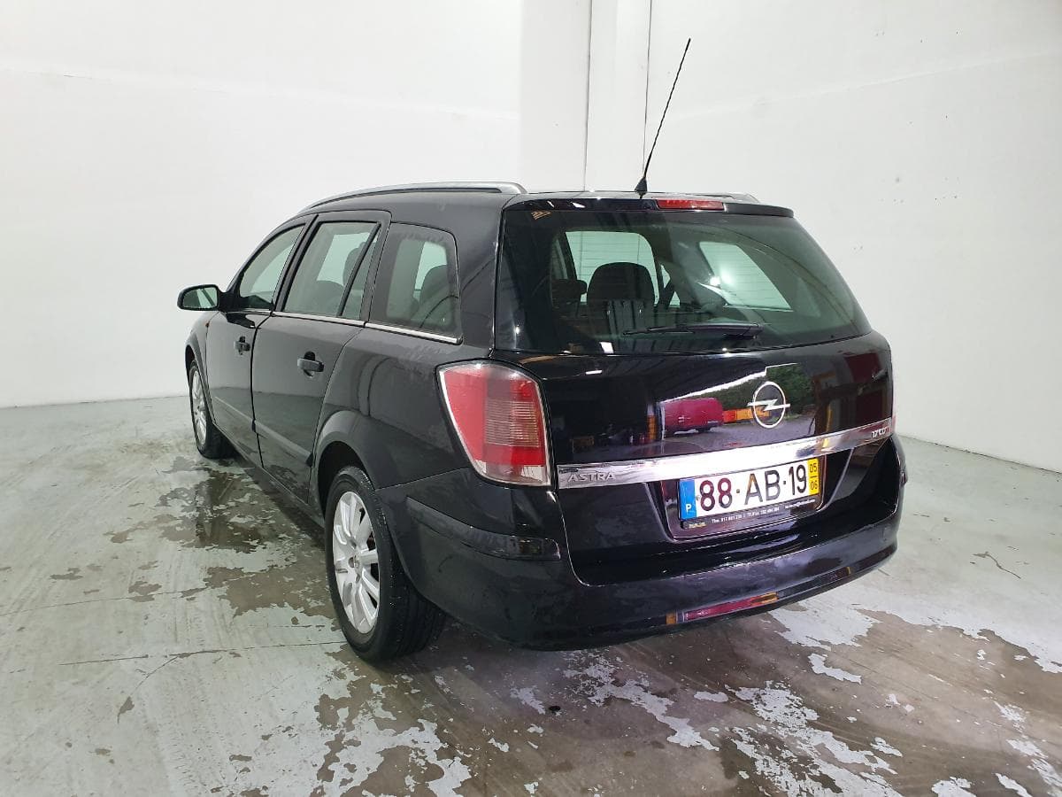 Opel Astra 1.7 CDTI · Ano 2005 — imagen 8