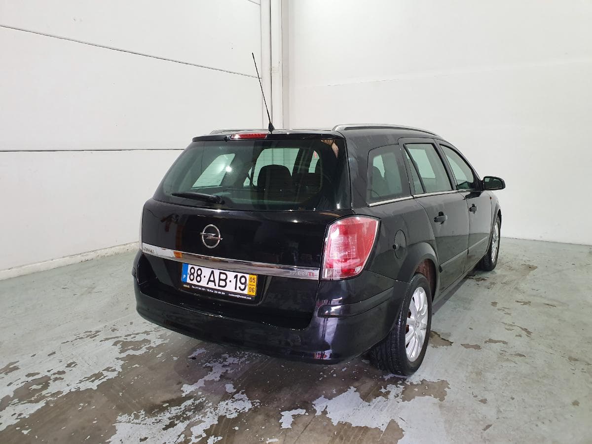 Opel Astra 1.7 CDTI · Ano 2005 — imagen 9