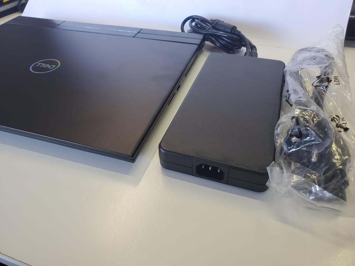 Portátil Dell Inspiron G7 15 7500 — image 1