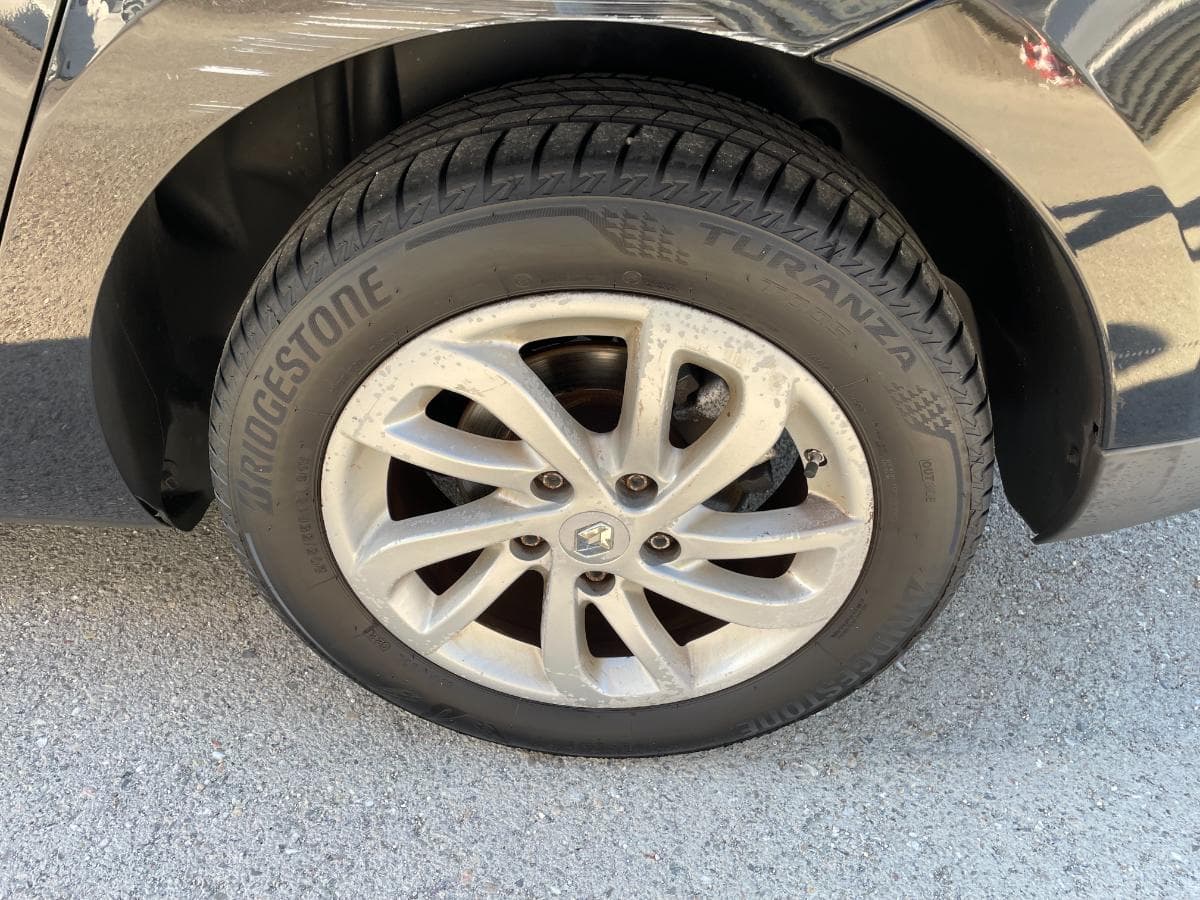 Renault Mégane Sport Tourer 1.5 DCI · Ano 2015 — imagem 8