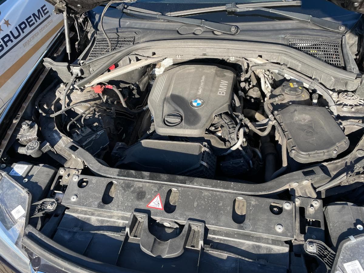 BMW X3 2.0D · Ano 2014 — imagem 3