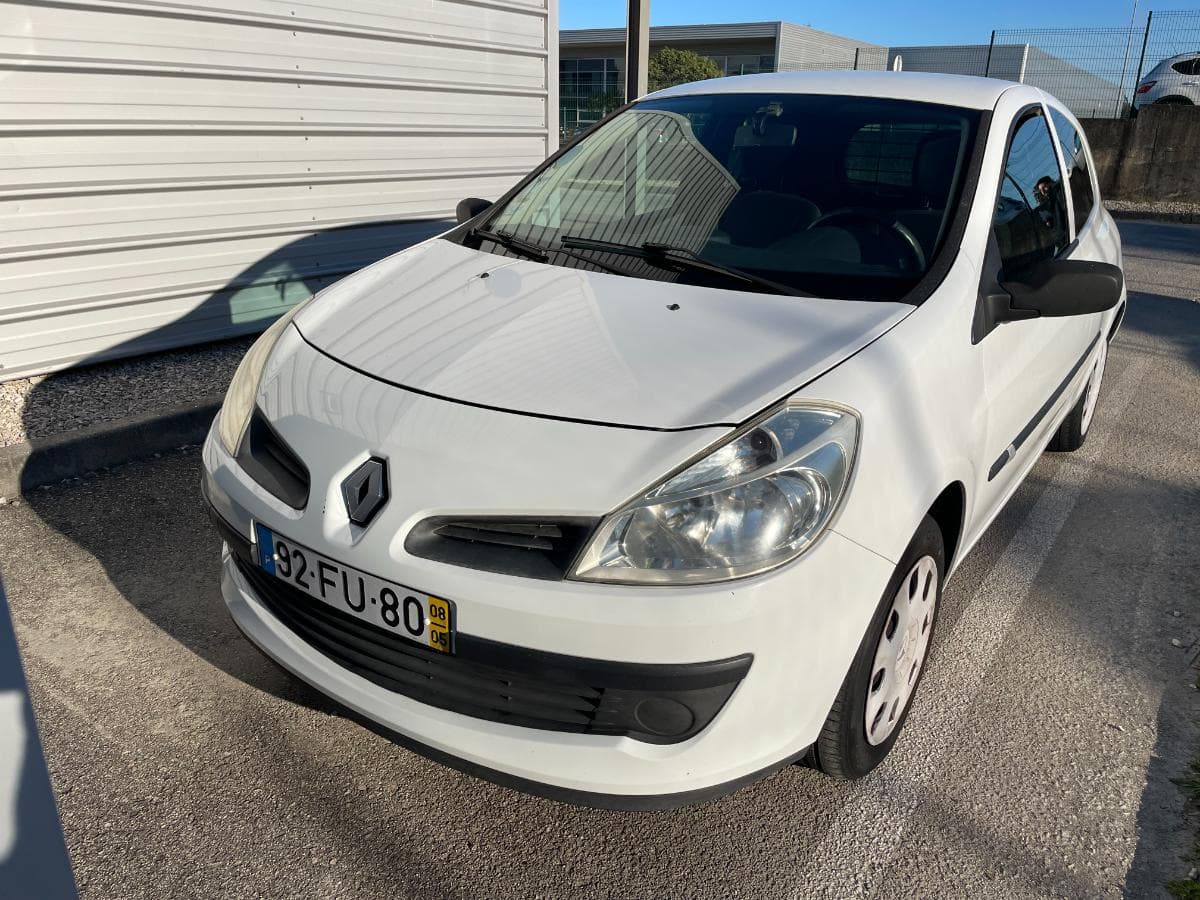 Renault Clio 1.5DCI · Ano 2008 — imagen 1