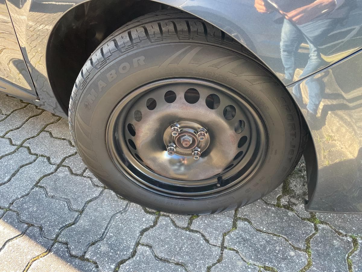 Renault Clio 1.5DCI · Ano 2017 — image 12