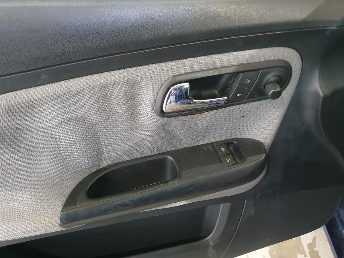 Seat Ibiza 1.4 TDI · Ano 2003 — imagem 18
