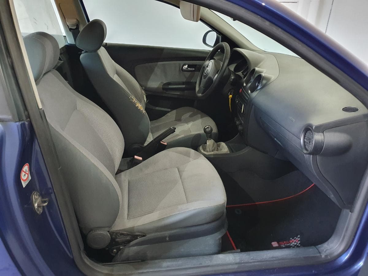 Seat Ibiza 1.4 TDI · Ano 2003 — imagem 20