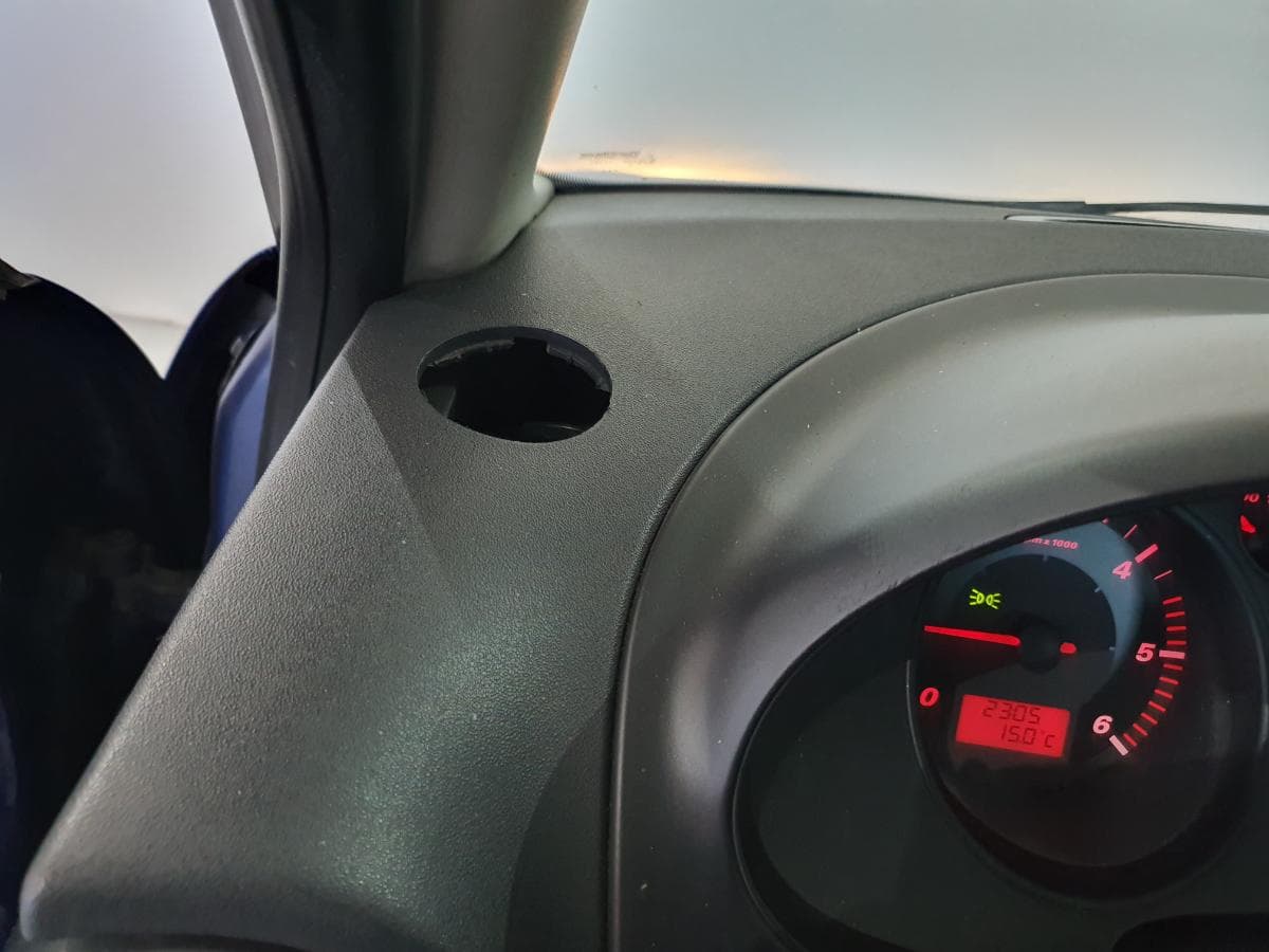 Seat Ibiza 1.4 TDI · Ano 2003 — imagem 27