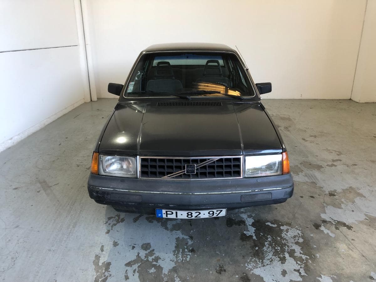 Volvo 340 DL · Ano 1988 — imagen 2
