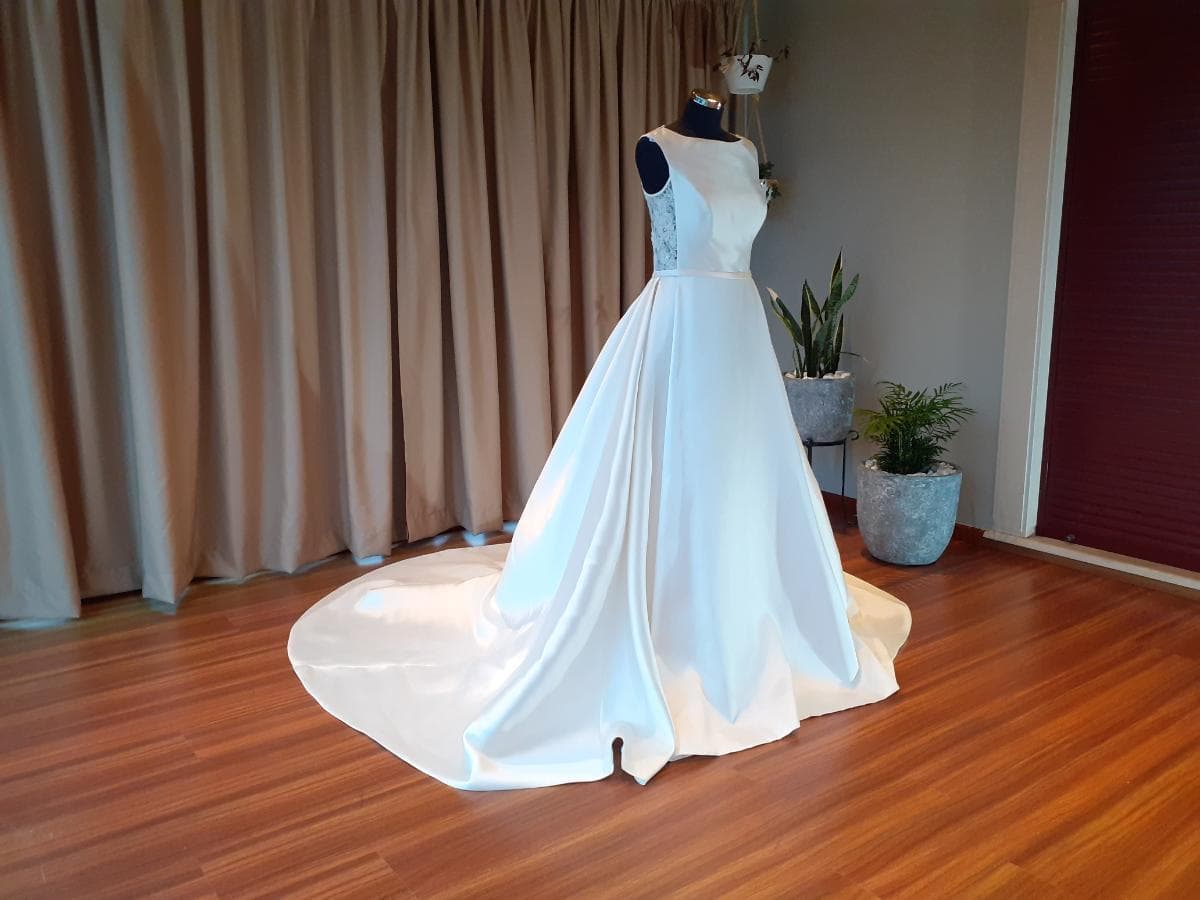 Vestidos de Noiva · Leiria — imagem 17