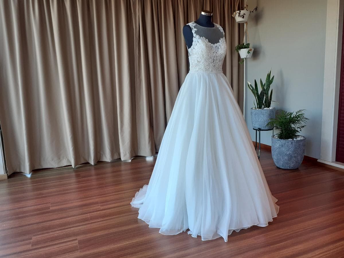 Vestidos de Noiva · Leiria — imagem 31