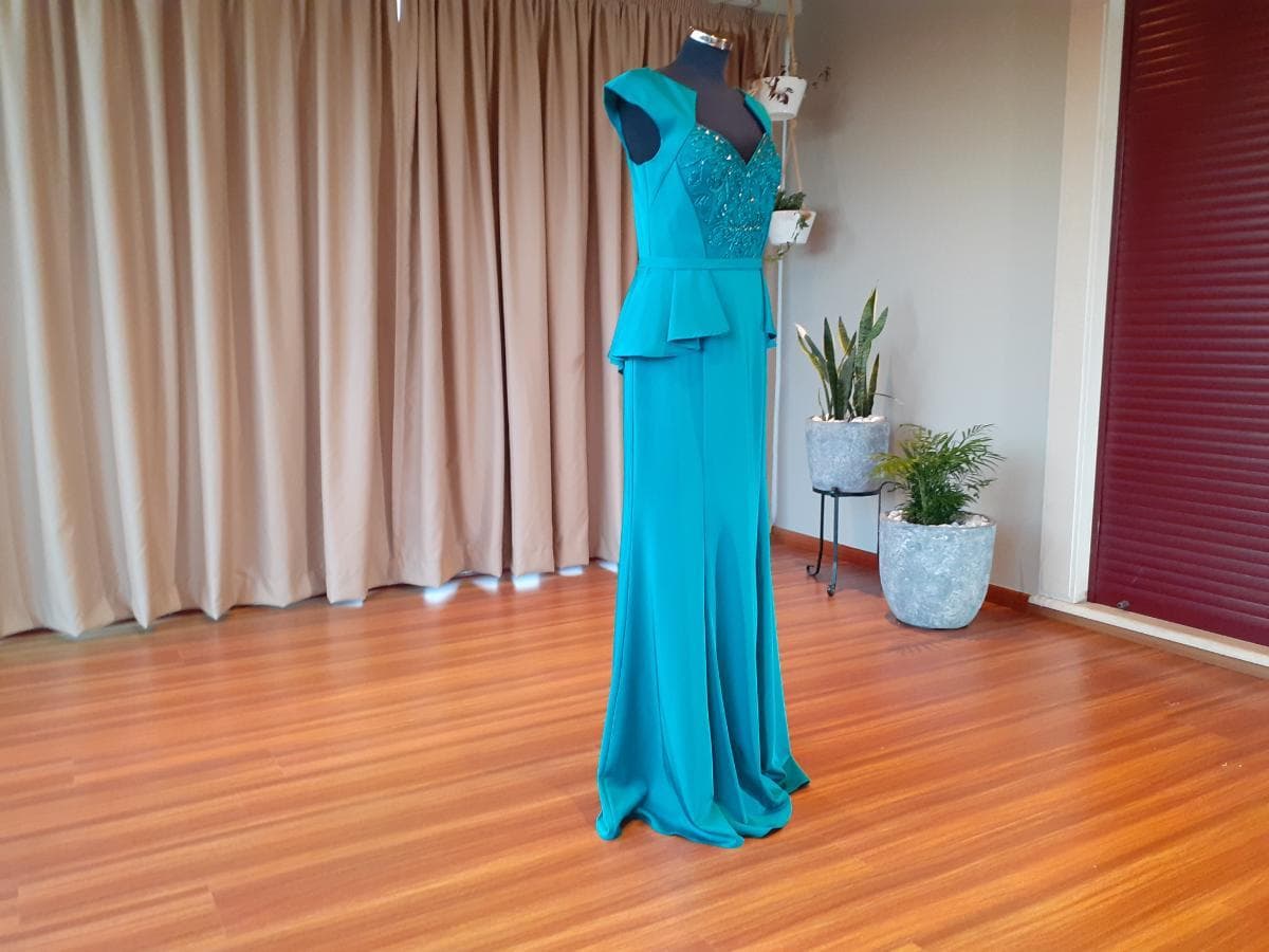 Vestidos de cerimónia compridos — imagem 15