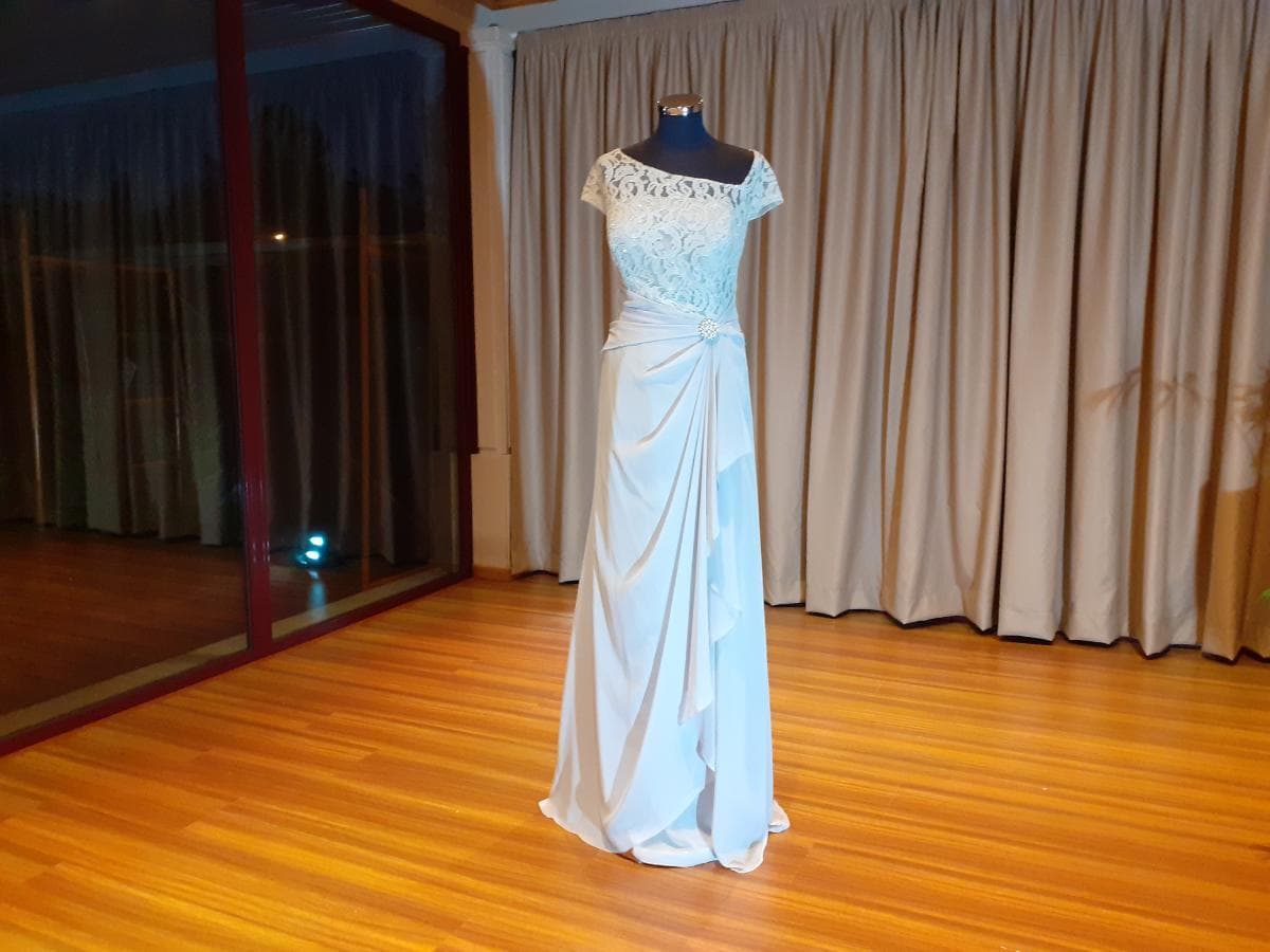 Vestidos de cerimónia compridos — imagem 23