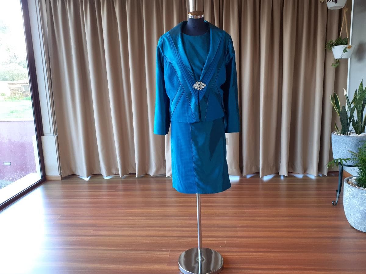 Robes de cérémonie courts — image 7