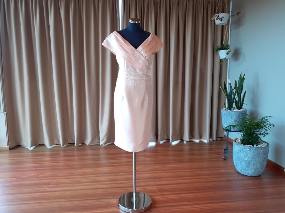 Robes de cérémonie courts — image 15