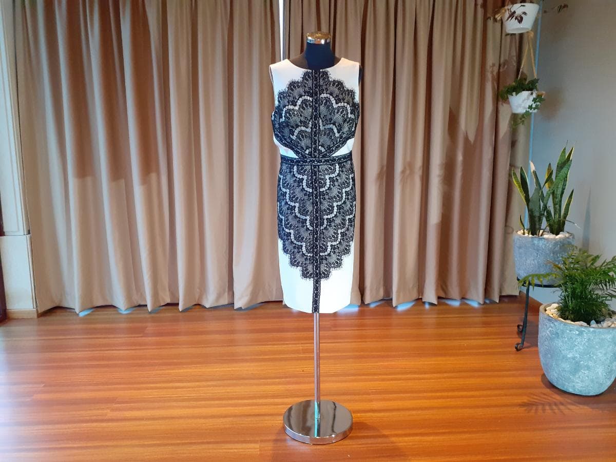 Robes de cérémonie courts — image 71