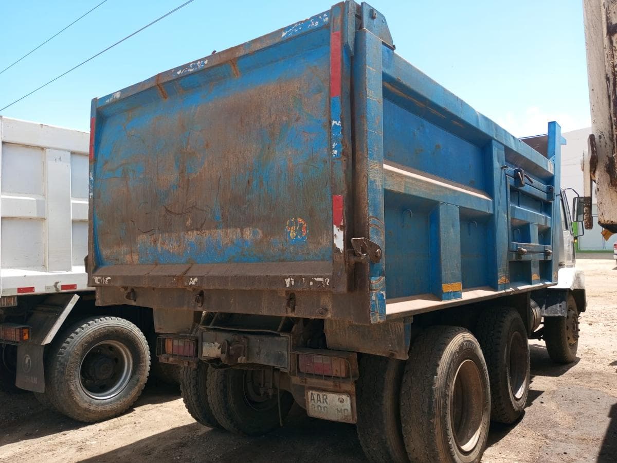 ASHOK LEYLAND · — image 6