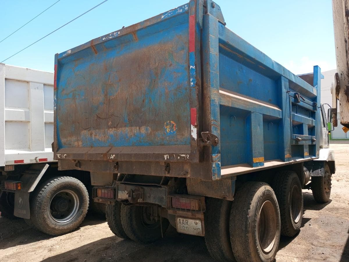 ASHOK LEYLAND · — image 7