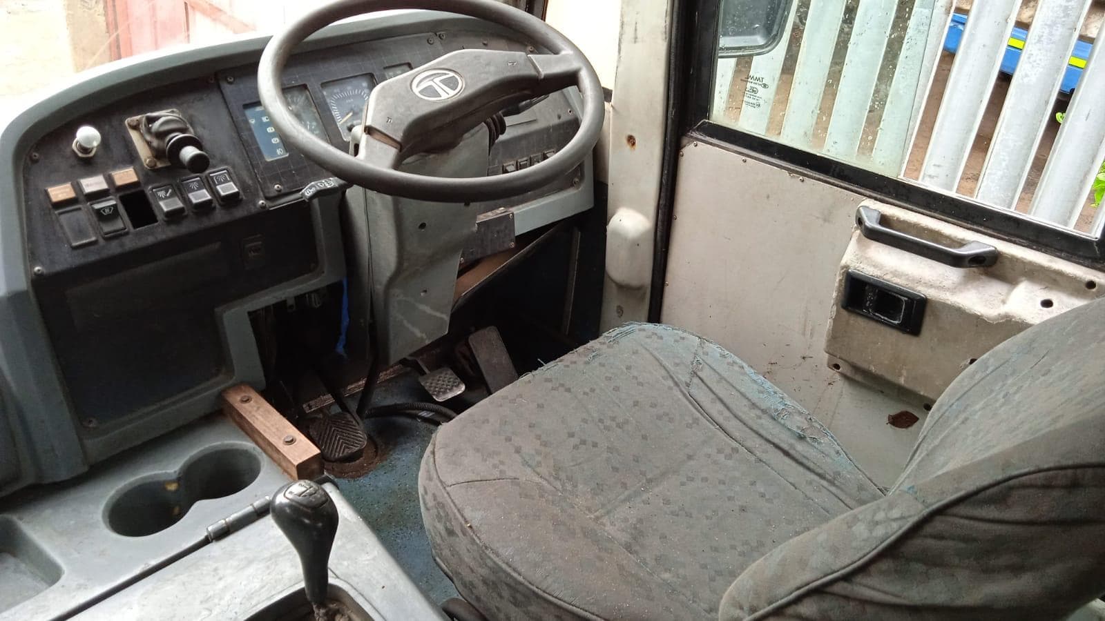 Autocarro Tata · — imagem 10