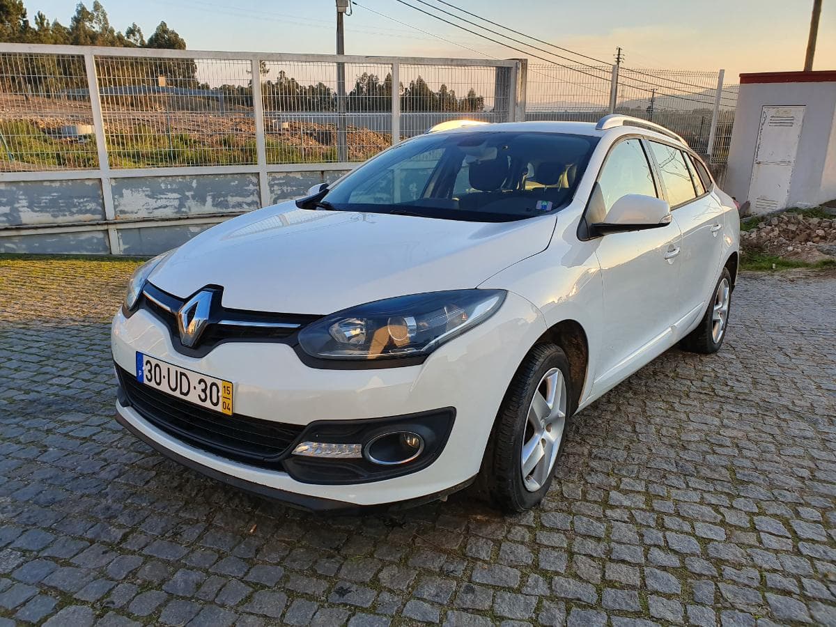 Renault Mégane 1.5 DCI · Ano 2015 — image 1