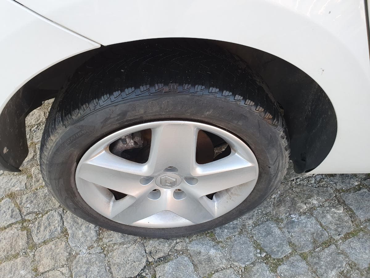 Renault Mégane 1.5 DCI · Ano 2015 — image 15