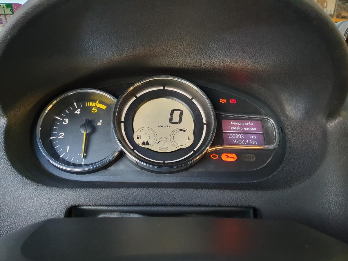 Renault Mégane 1.5 DCI · Ano 2015 — image 28
