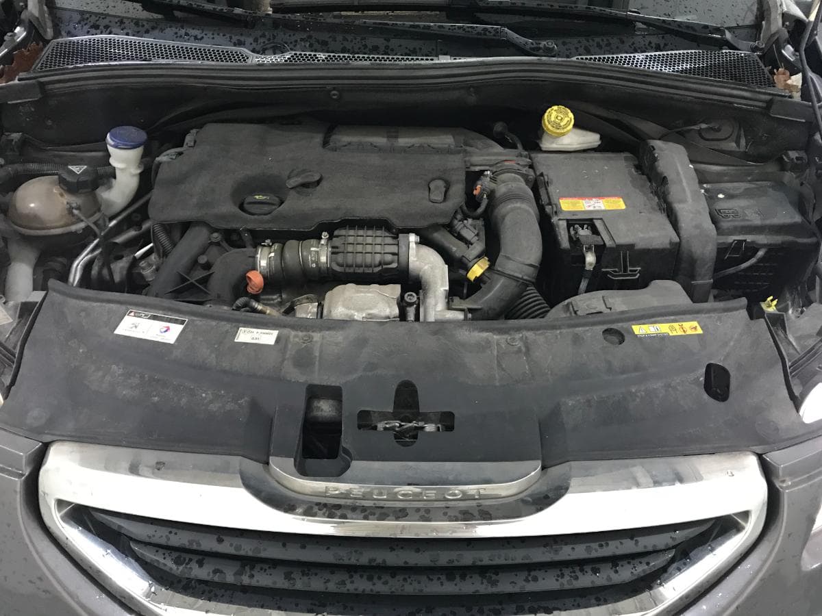 Peugeot 2008 1.6 HDI · Ano 2013 — image 4