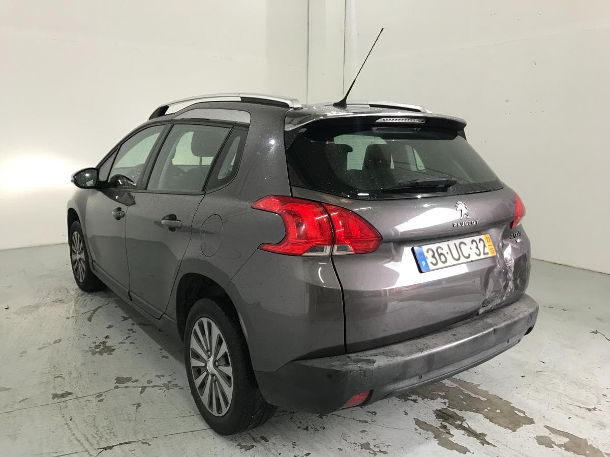 Peugeot 2008 1.6 HDI · Ano 2013 — image 9