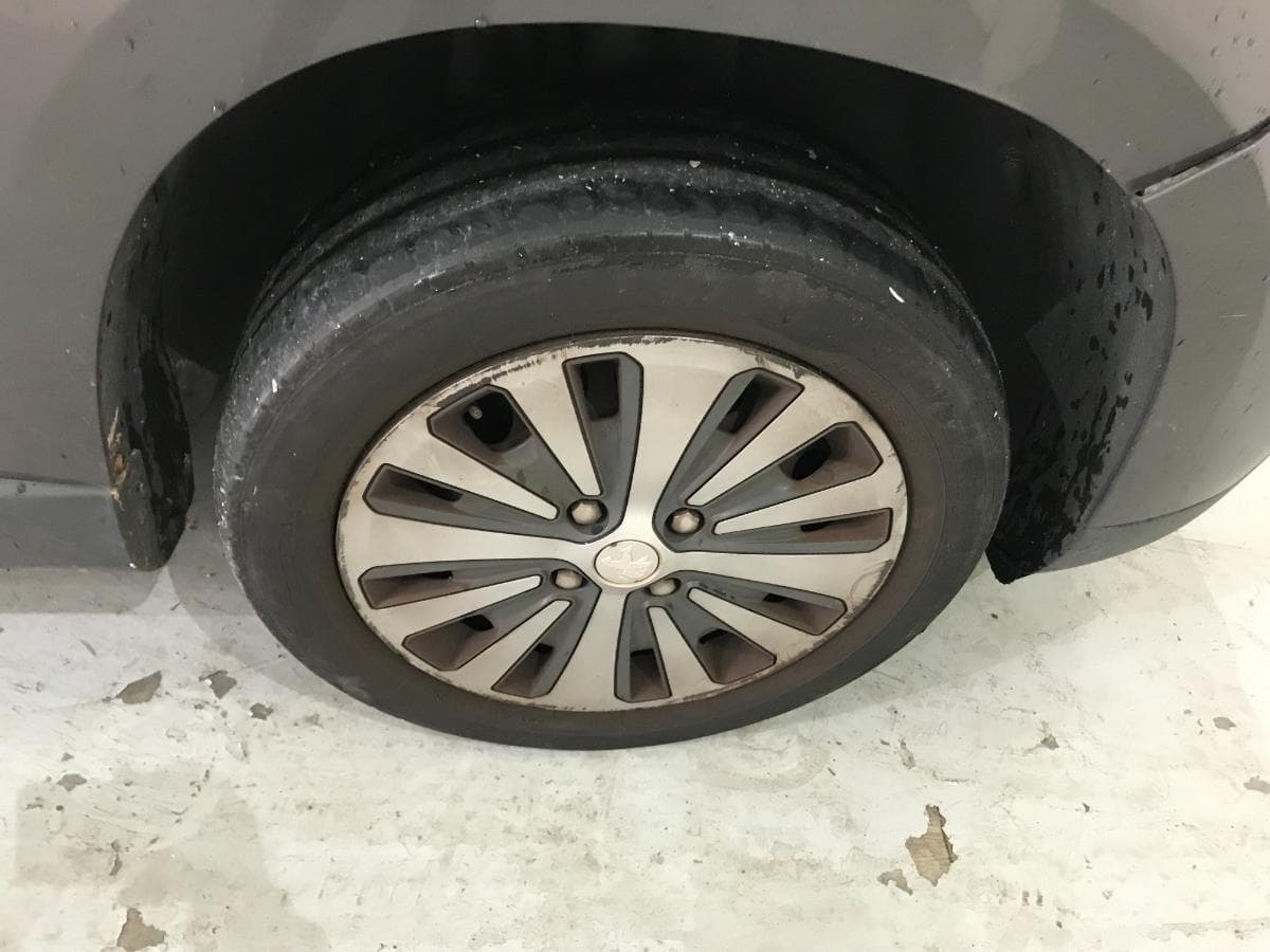 Peugeot 2008 1.6 HDI · Ano 2013 — image 15