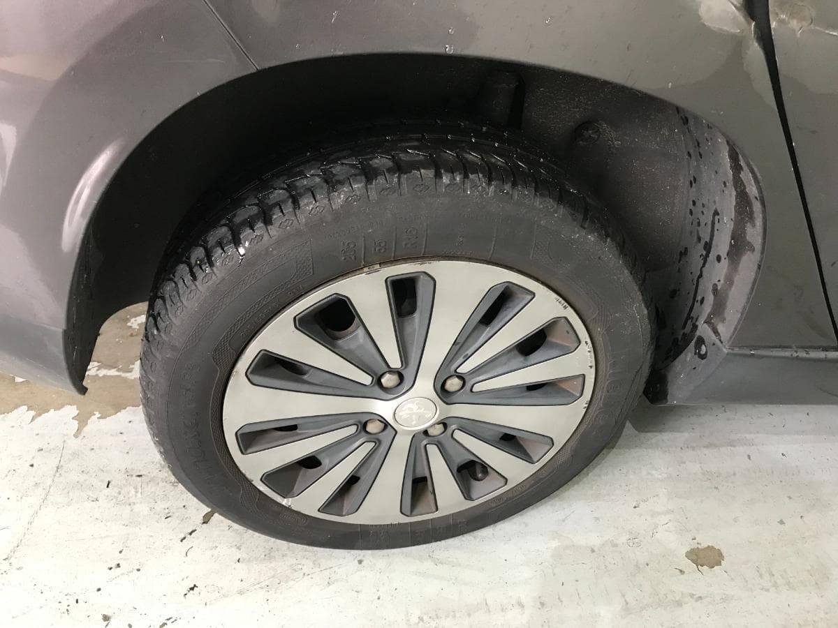 Peugeot 2008 1.6 HDI · Ano 2013 — image 17