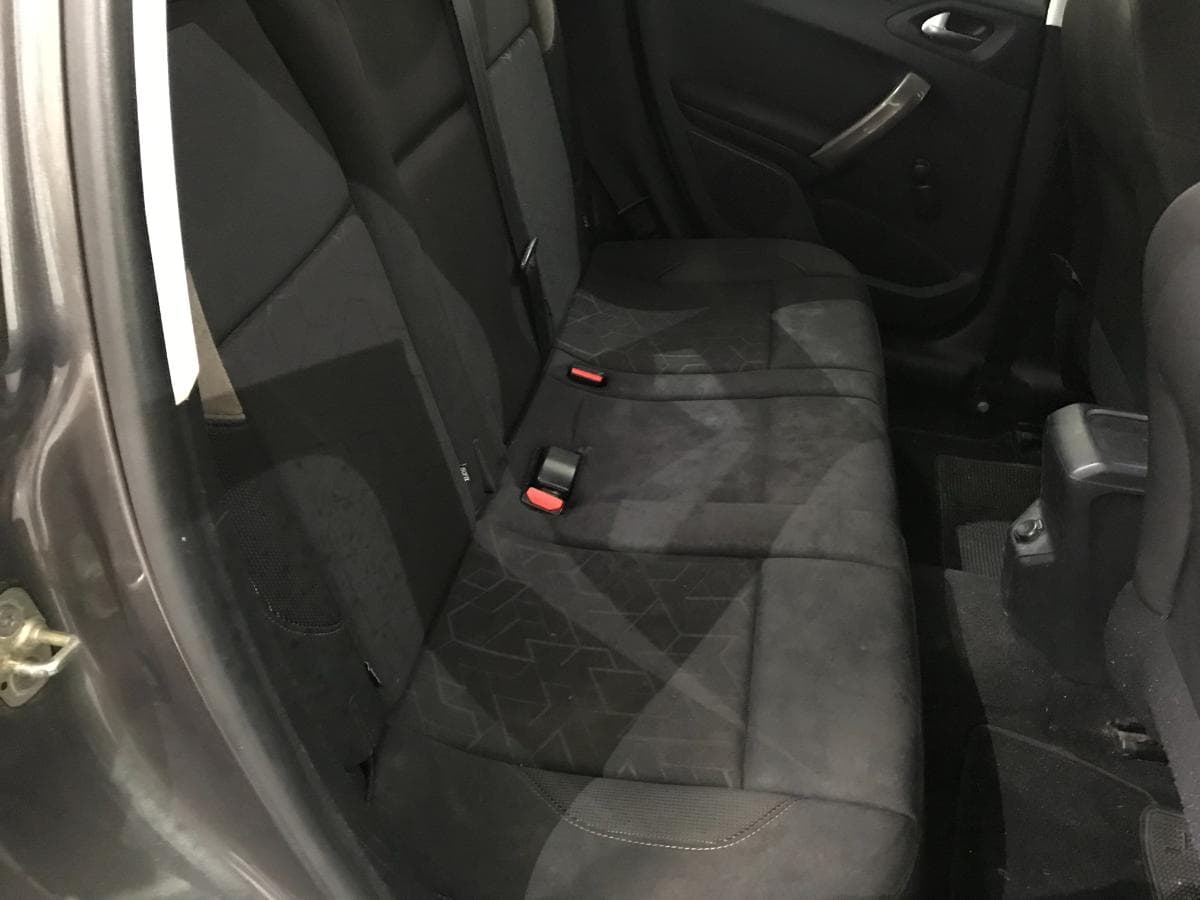 Peugeot 2008 1.6 HDI · Ano 2013 — image 20