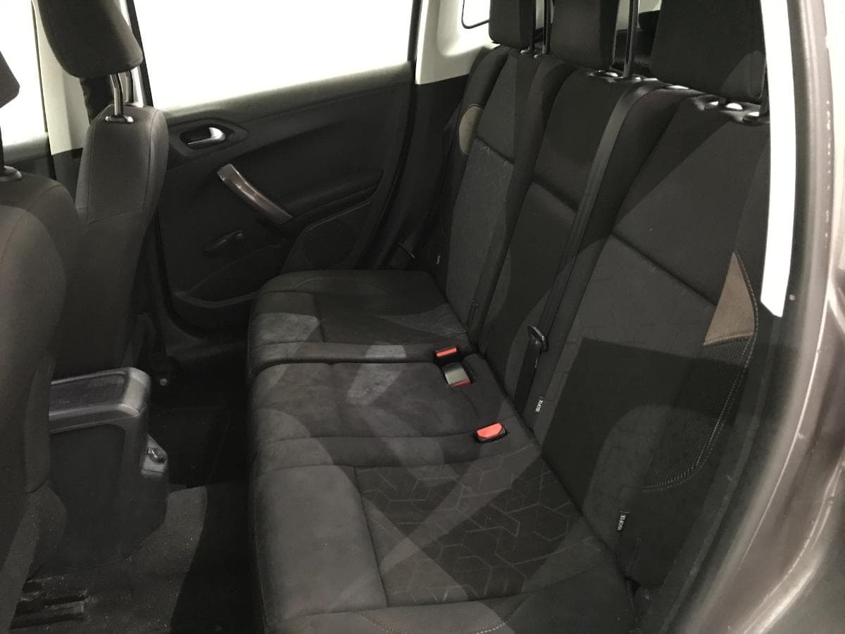 Peugeot 2008 1.6 HDI · Ano 2013 — image 27